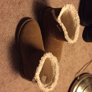 Minnetonka Short Boots